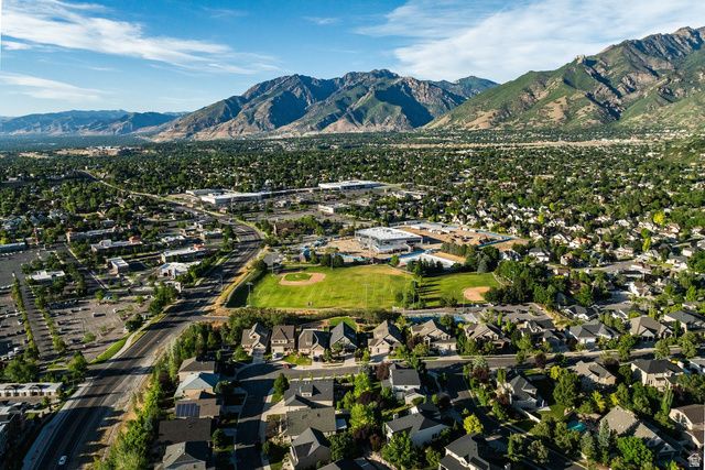 1929 E ROCKLIN DR, Sandy, UT 84092