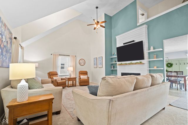 115 N Front Street, Thorntown, IN 46071
