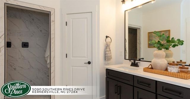 5090 Southern Pines Drive, Kernersville, NC 27284