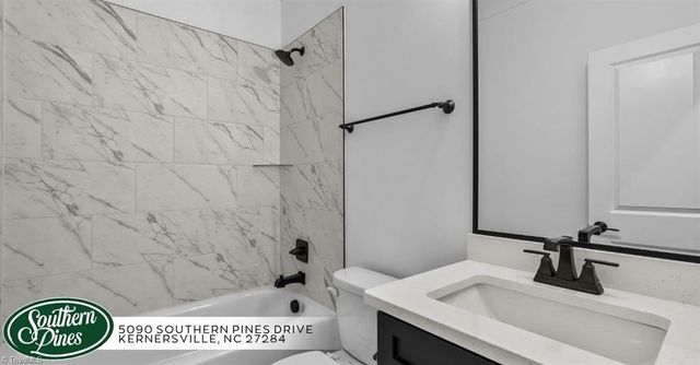 5090 Southern Pines Drive, Kernersville, NC 27284