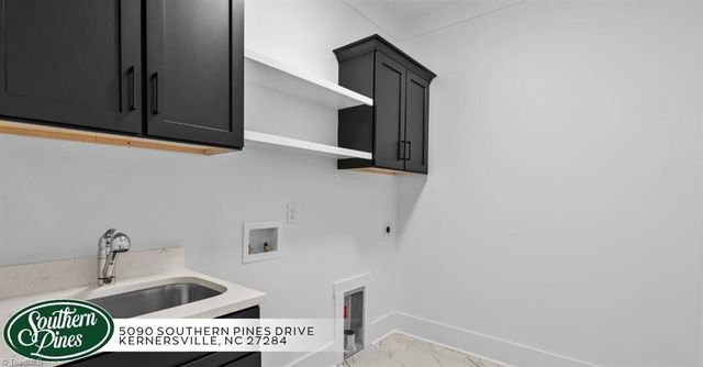 5090 Southern Pines Drive, Kernersville, NC 27284