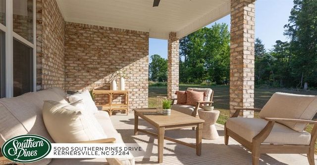 5090 Southern Pines Drive, Kernersville, NC 27284