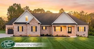 5090 Southern Pines Drive, Kernersville, NC 27284