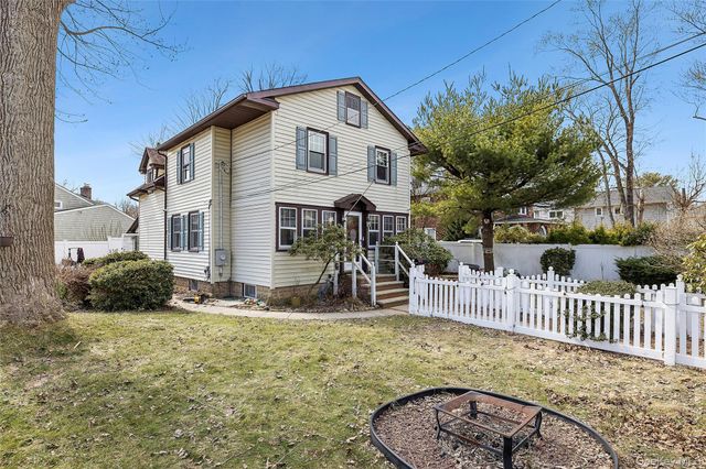 74 Valentine Avenue, Glen Cove, NY 11542