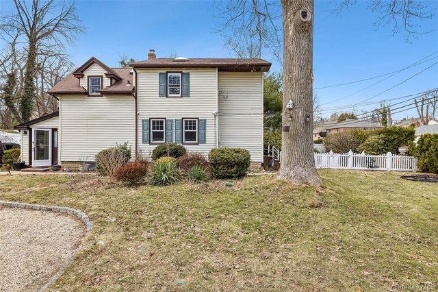 74 Valentine Avenue, Glen Cove, NY 11542