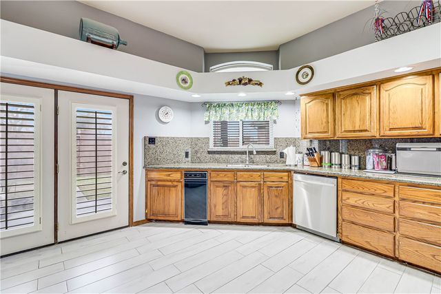 441 Colony Dr, Corpus Christi, TX 78412