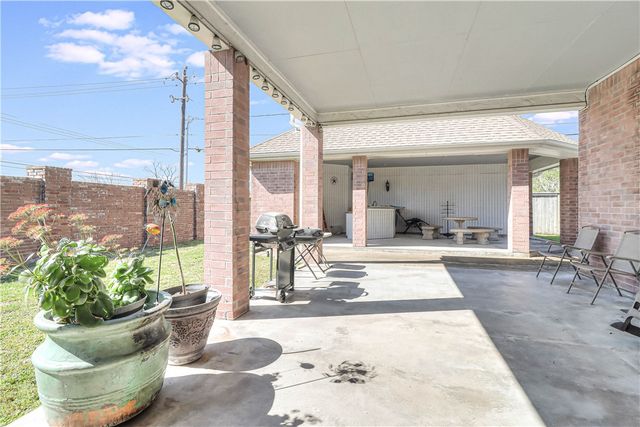 441 Colony Dr, Corpus Christi, TX 78412