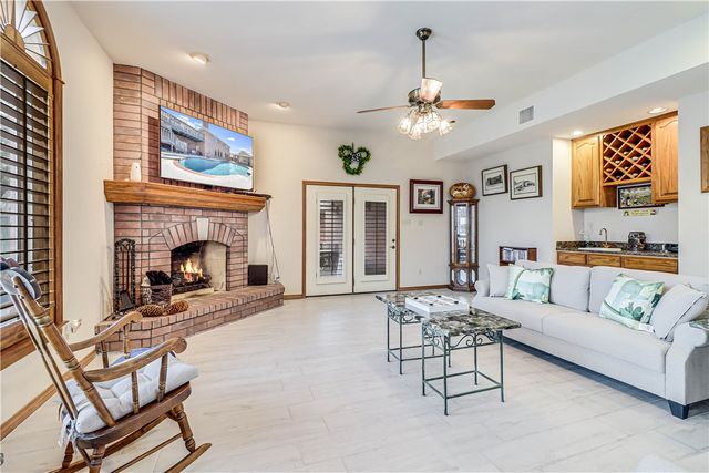 441 Colony Dr, Corpus Christi, TX 78412