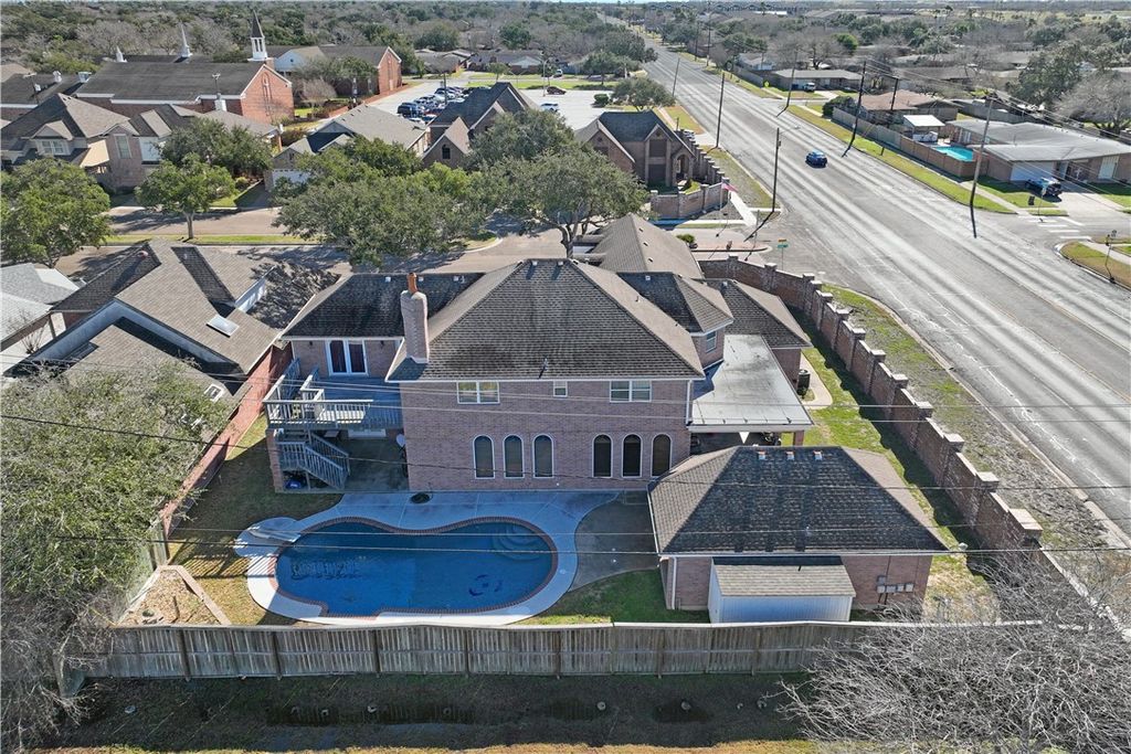 441 Colony Dr, Corpus Christi, TX 78412 — photo 3
