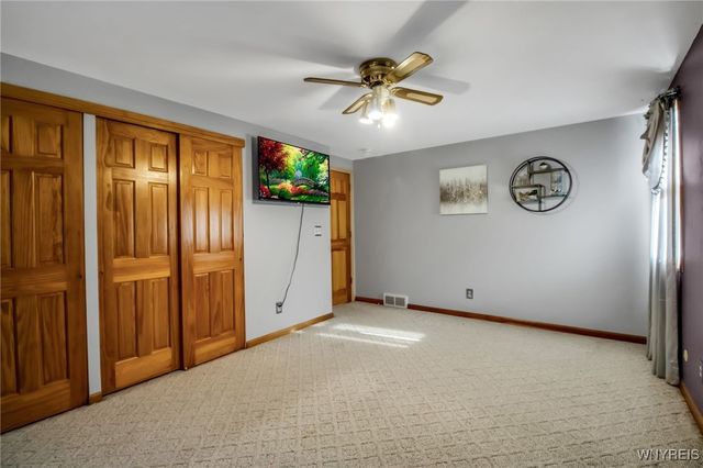 383 South Creek Drive, Cheektowaga, NY 14043