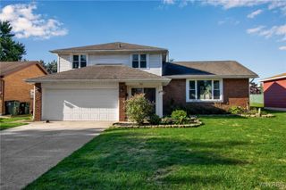 383 South Creek Drive, Cheektowaga, NY 14043