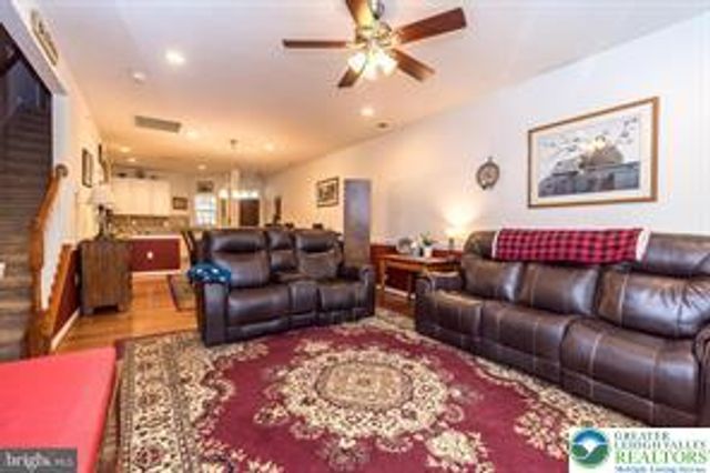 1127 Arbour Lane, Richland Twp, PA 18951