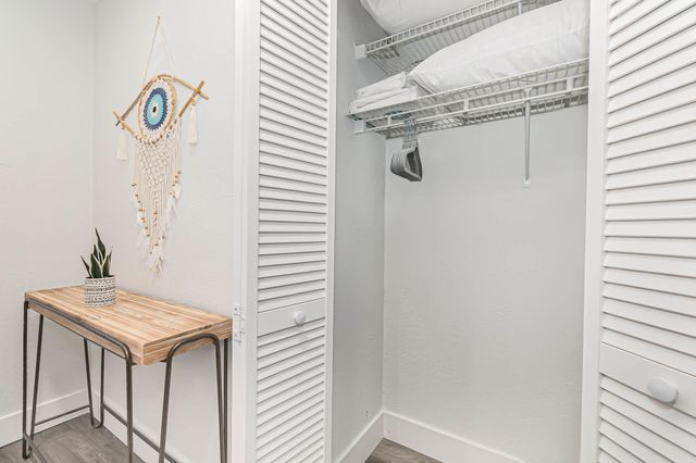 320 Jamaica Drive, Merritt Island, FL 32952