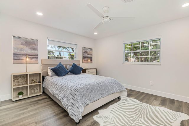 320 Jamaica Drive, Merritt Island, FL 32952