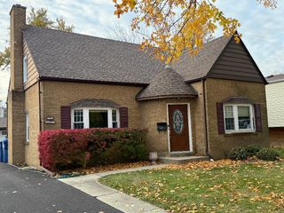 1320 Ferndale Avenue, Highland Park, IL 60035