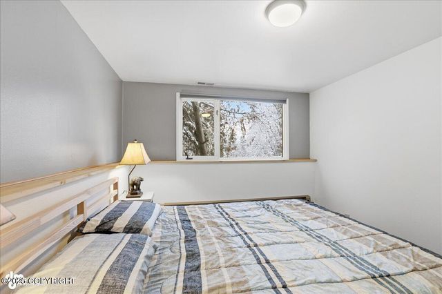 4527 Birdsong Drive, Eagle River, AK 99577