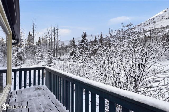 4527 Birdsong Drive, Eagle River, AK 99577