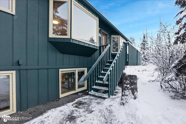 4527 Birdsong Drive, Eagle River, AK 99577