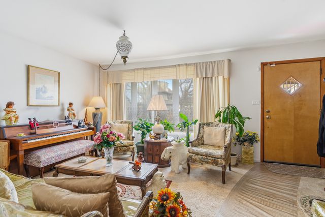 624 S 17th Avenue, Maywood, IL 60153