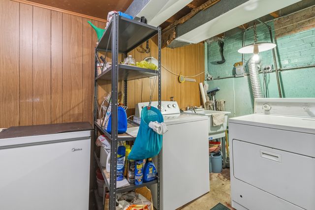 624 S 17th Avenue, Maywood, IL 60153