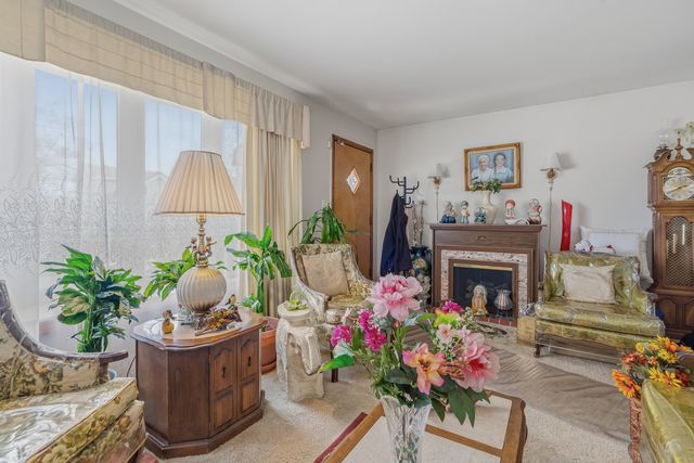 624 S 17th Avenue, Maywood, IL 60153