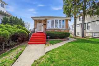 624 S 17th Avenue, Maywood, IL 60153