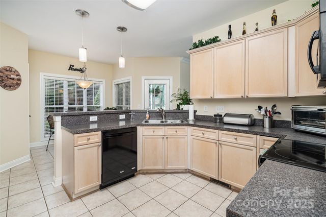 2900 Savannah Way, Monroe, NC 28110
