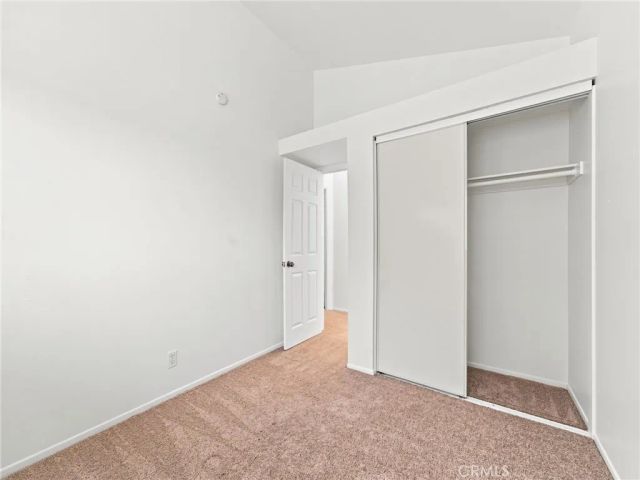 28525 Sugar Pine Way, Saugus, CA 91390