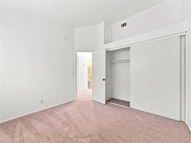 28525 Sugar Pine Way, Saugus, CA 91390