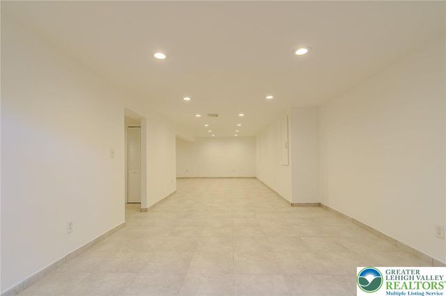 1246 North 22nd Street, South Whitehall Twp, PA 18104