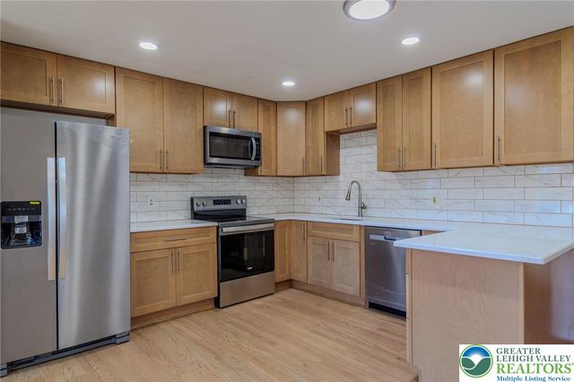 1246 North 22nd Street, South Whitehall Twp, PA 18104