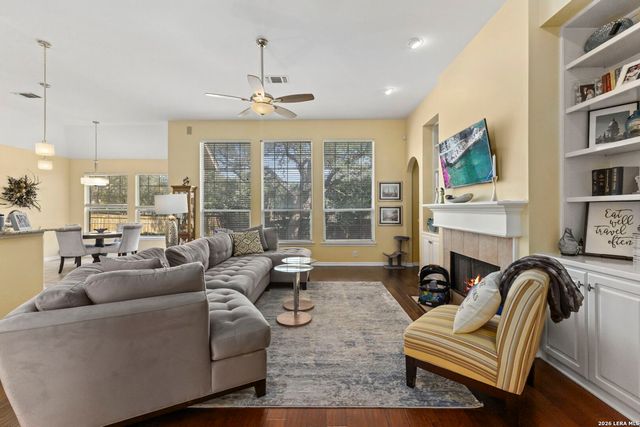 15106 Grayoak Forest, San Antonio, TX 78248