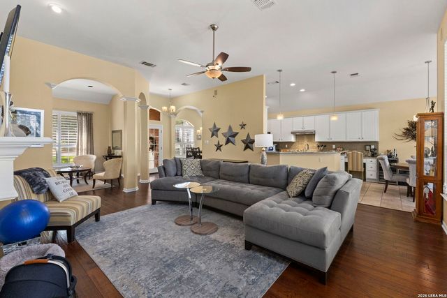 15106 Grayoak Forest, San Antonio, TX 78248