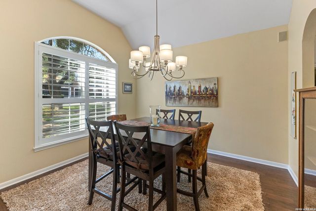 15106 Grayoak Forest, San Antonio, TX 78248