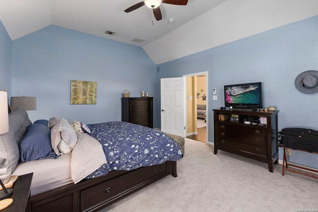 15106 Grayoak Forest, San Antonio, TX 78248