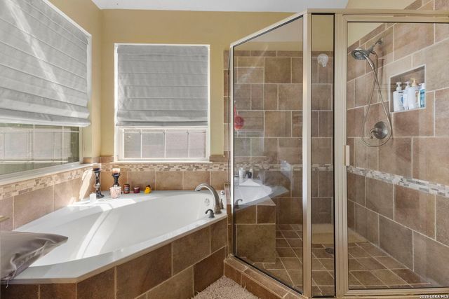 15106 Grayoak Forest, San Antonio, TX 78248