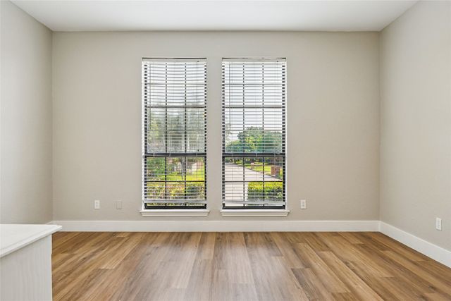 6006 Millwood Drive, Arlington, TX 76016