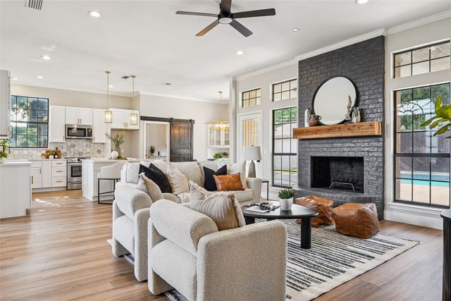 6006 Millwood Drive, Arlington, TX 76016
