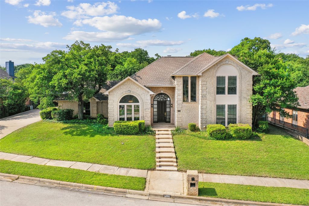6006 Millwood Drive, Arlington, TX 76016