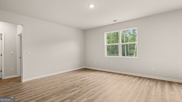 825 Trillium Drive, Locust Grove, GA 30248