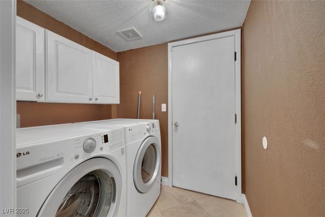 9481 Baltinglass Street, Las Vegas, NV 89123