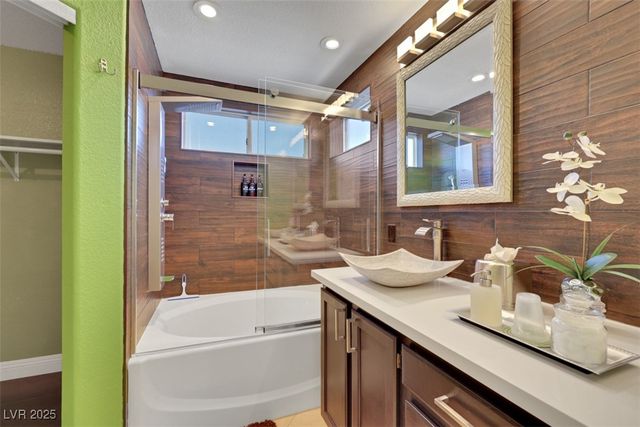 9481 Baltinglass Street, Las Vegas, NV 89123