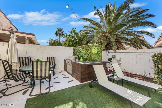 9481 Baltinglass Street, Las Vegas, NV 89123