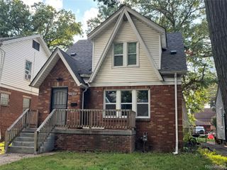15835 Cruse Street, Detroit, MI 48227