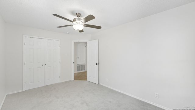 1073 Stone Hollow, New Braunfels, TX 78130