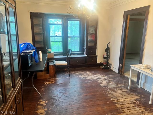 987 E 129th Street, Cleveland, OH 44108