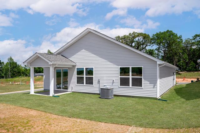 411 West Claywalk Road, Woodruff, SC 29388