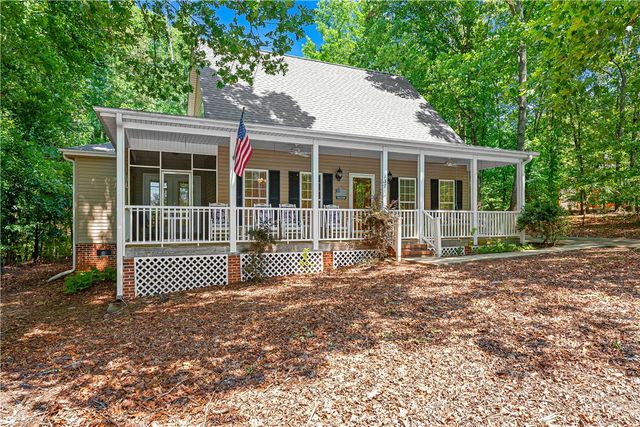 137 Indian Hills Drive, Westminster, SC 29693