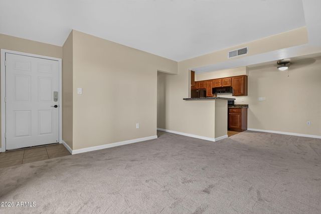 5877 N GRANITE REEF Road 2244, Scottsdale, AZ 85250