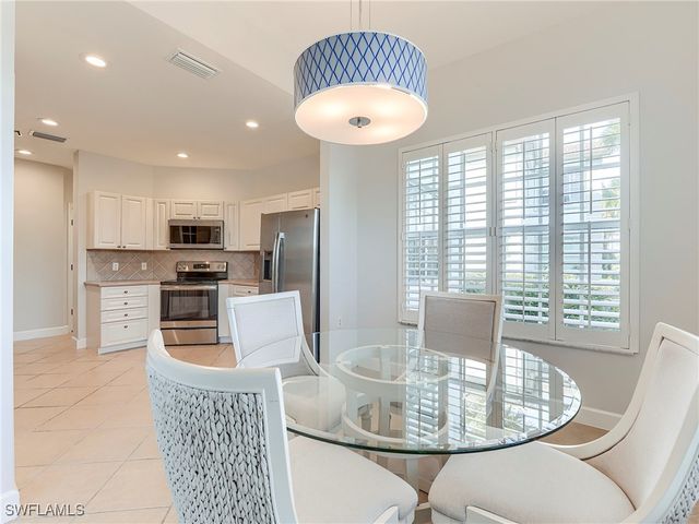 10352 Autumn Breeze DR 101, Estero, FL 34135